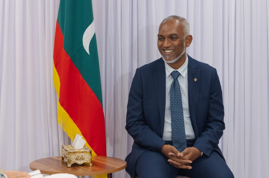 President Announces Proposal to Cut Benefits for Former Presidents and Members