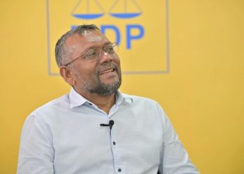 Fayyaz Ismail Resigns as MDP Chairman