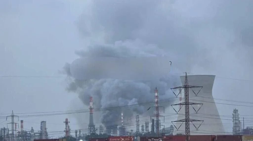Iranian Strike Hits Haifa Refinery, Damage Limited