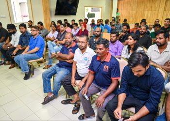 Foreign Worker Salaries Must Go Through Banks